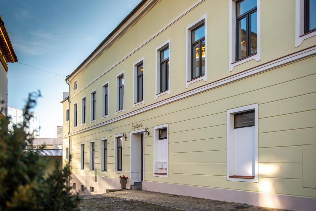 Penzion Stará pošta Frýdek-Místek Esterno foto